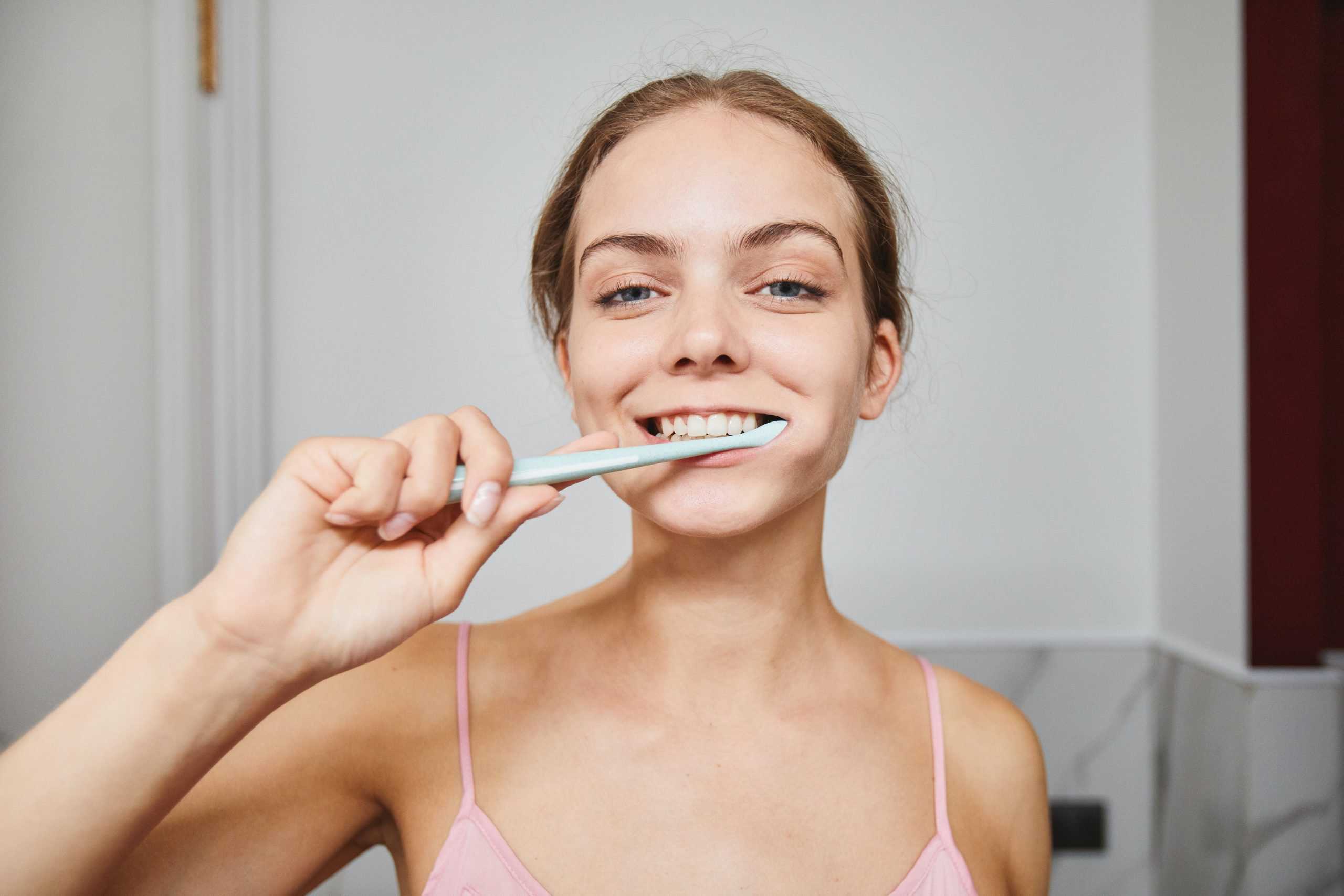 toothbrushing чищення чистка